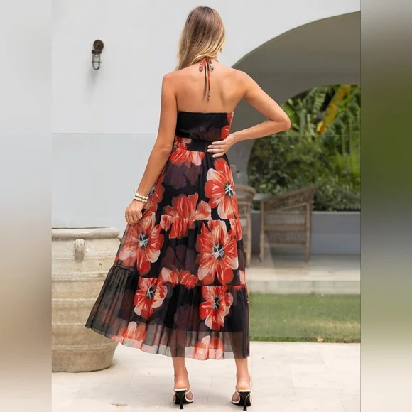 Floral Maxi Dress in Red and Black - Picture 4 of 6